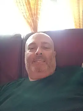 Snapshot of Alexis_Bull chatting on June 14, 2:41 pm Alexis Bull online show from June 14, 2:41 pm