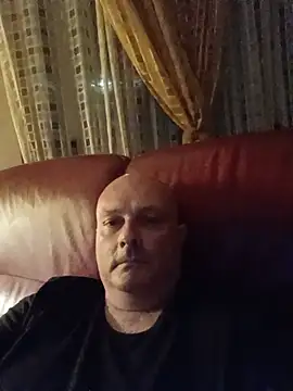 Snapshot of Alexis_Bull chatting on June 16, 10:34 pm Alexis Bull online show from June 16, 10:34 pm