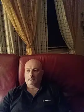 Snapshot of Alexis_Bull chatting on June 25, 11:53 pm Alexis Bull online show from June 25, 11:53 pm