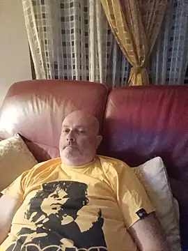 Snapshot of Alexis_Bull chatting on June 27, 10:59 pm Alexis Bull online show from June 27, 10:59 pm
