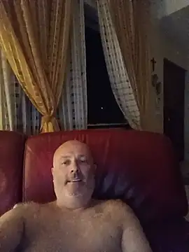 Snapshot of Alexis_Bull chatting on June 28, 11:00 pm Alexis Bull online show from June 28, 11:00 pm
