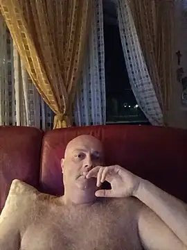 Snapshot of Alexis_Bull chatting on July 5, 11:01 pm Alexis Bull online show from July 5, 11:01 pm