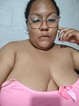 Snapshot of sheila_ro chatting on June 26, 5:12 am sheila ro online show from June 26, 5:12 am