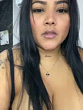 Snapshot of sashaoficial_ chatting on June 30, 11:17 pm sashaoficial online show from June 30, 11:17 pm
