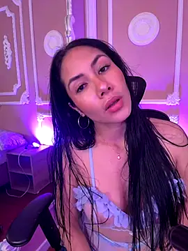ArianaReynoldss online show from October 13, 7:25 pm