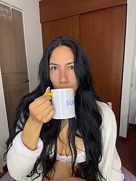 ArianaReynoldss online show from March 3, 10:21 am