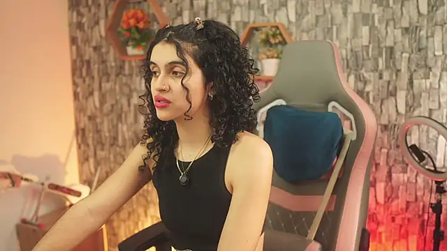 Snapshot of bonniie_98_ chatting on July 23, 8:29 pm bonniie 98 online show from July 23, 8:29 pm