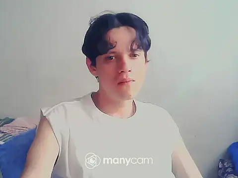 Snapshot of santihot089 chatting on September 14, 9:03 pm santihot089 online show from September 14, 9:03 pm