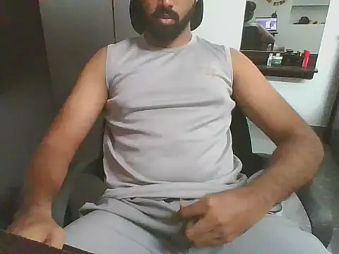 Snapshot of lovelyakash69 chatting on May 6, 7:46 am lovelyakash69 online show from May 6, 7:46 am