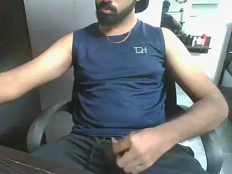 Snapshot of lovelyakash69 chatting on June 7, 11:58 am lovelyakash69 online show from June 7, 11:58 am