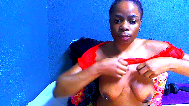 SMALLBOOBSXX online show from July 19, 5:55 am