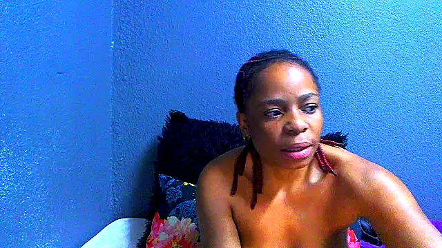 SMALLBOOBSXX online show from July 22, 5:32 am