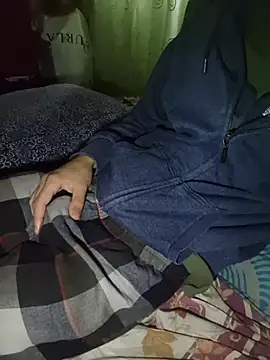 Snapshot of tipetto06 chatting on October 30, 10:06 am tipetto06 online show from October 30, 10:06 am