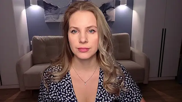 MelanieBennett online show from January 19, 6:17 am