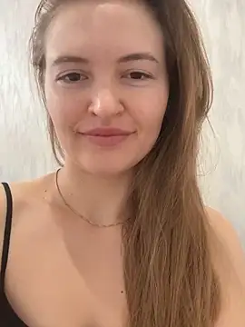 Snapshot of TesssaHart chatting on December 2, 11:04 am TesssaHart online show from December 2, 11:04 am