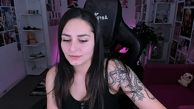 ValeriiMills online show from January 13, 2:44 pm