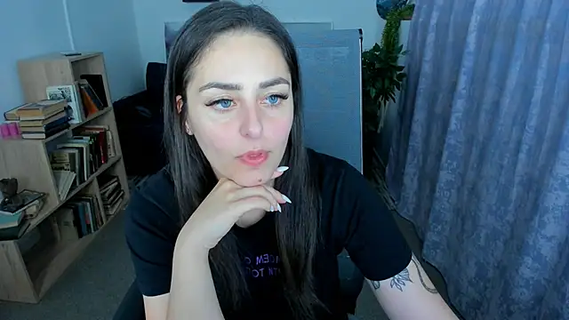 ValeriiMills online show from June 1, 9:38 pm