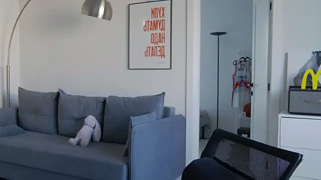 DanyDavis online show from June 9, 1:34 pm