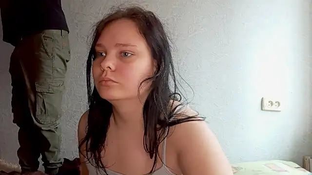 SweetPiggyx online show from May 1, 9:58 am