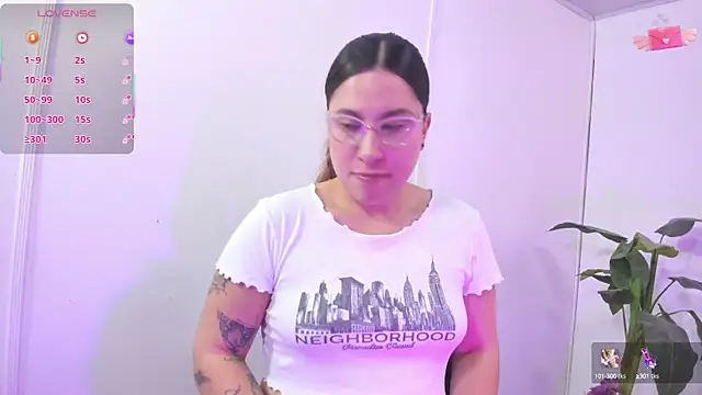 saaya tay online show from September 17, 3:19 am