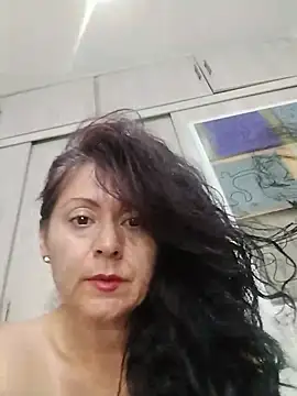 Snapshot of lunadicty chatting on May 15, 10:50 pm lunadicty online show from May 15, 10:50 pm