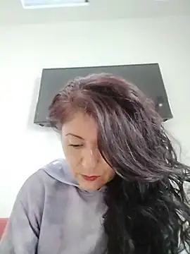 lunadicty online show from July 16, 10:27 pm