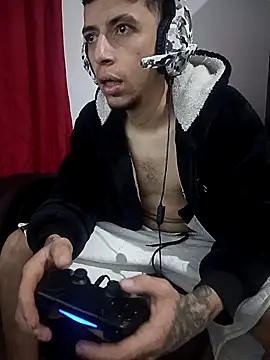 Snapshot of Chris__Jones chatting on September 27, 5:34 am Chris Jones online show from September 27, 5:34 am