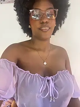 Snapshot of RachelStonne chatting on July 7, 1:37 pm RachelStonne online show from July 7, 1:37 pm