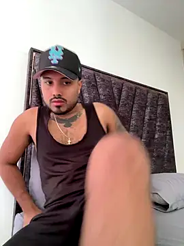 PapiStan online show from October 7, 1:52 pm