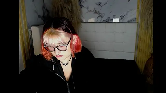 Cerecitaa02  online show from August 4, 11:18 pm