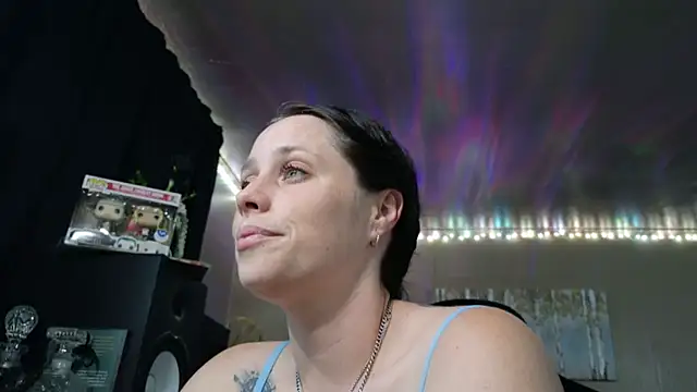 Snapshot of mavismable chatting on June 22, 3:47 am mavismable online show from June 22, 3:47 am
