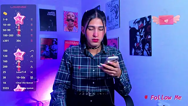 SkylerBennet online show from March 22, 1:22 am