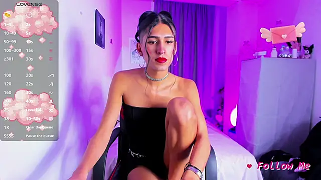 SkylerBennet online show from September 16, 2:45 am