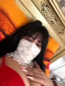 QueenLujaine online show from September 12, 9:20 am