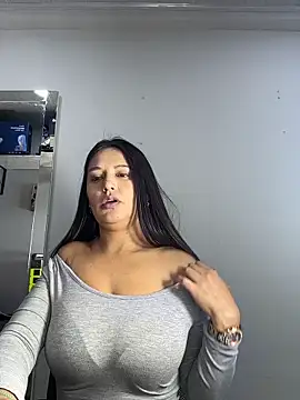 KimberlyBrown25 online show from April 14, 6:14 pm