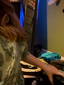 bankruptbabe online show from January 9, 9:12 am