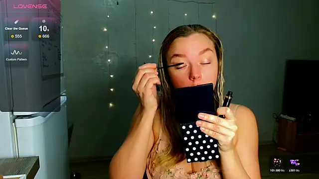 Eva   forever online show from December 4, 2:21 am