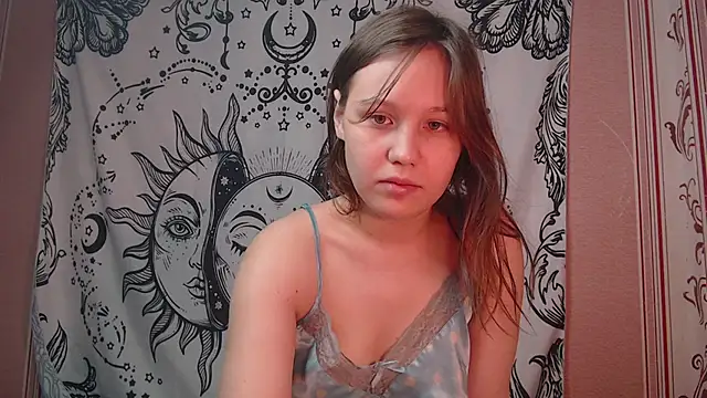 Thighswithspikes online show from September 15, 8:03 am