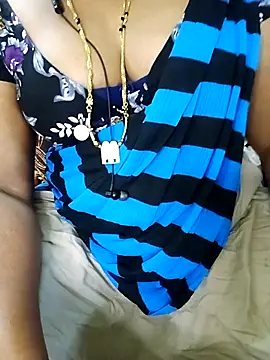 Snapshot of tamiltady chatting on September 17, 4:36 am tamiltady online show from September 17, 4:36 am