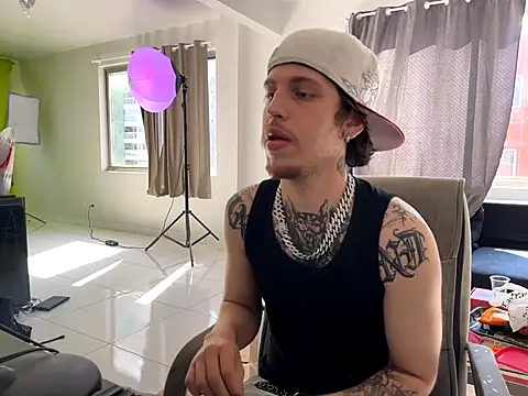 bigrosa21cm online show from October 5, 12:36 pm