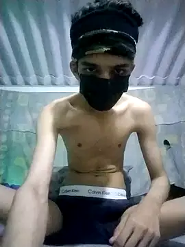 HannanKhan25 online show from March 6, 6:48 pm