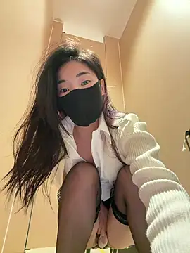 Snapshot of AiBanana chatting on February 3, 5:16 am AiBanana online show from February 3, 5:16 am