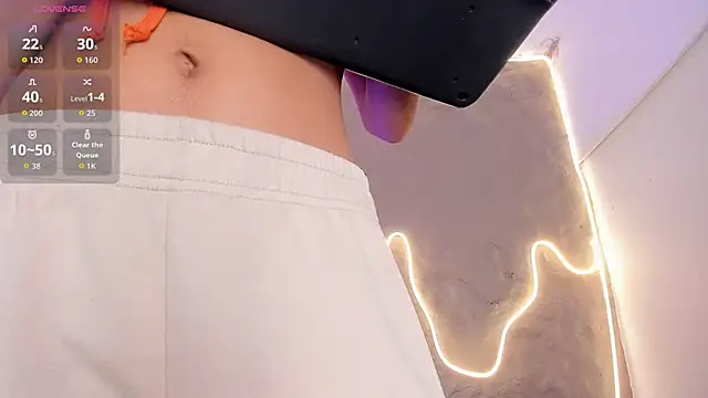 Dulce Quintana online show from December 18, 12:22 pm