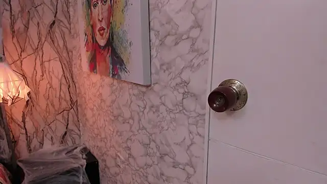 Snapshot of WALESKABBW_ASS chatting on October 7, 12:24 pm WALESKABBW ASS online show from October 7, 12:24 pm