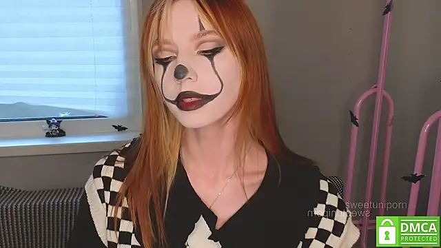 sweetuniporn online show from October 30, 8:49 am