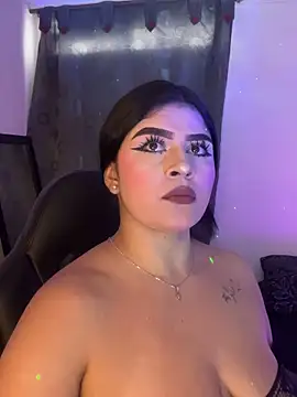 Snapshot of Kariina__69 chatting on June 11, 1:09 pm Kariina 69 online show from June 11, 1:09 pm