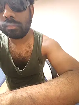 Snapshot of UrbanUtopia chatting on March 3, 1:23 am UrbanUtopia online show from March 3, 1:23 am