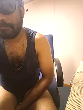 Snapshot of UrbanUtopia chatting on March 5, 3:13 am UrbanUtopia online show from March 5, 3:13 am