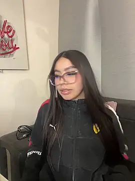 Cristina pinkk online show from November 29, 3:31 am