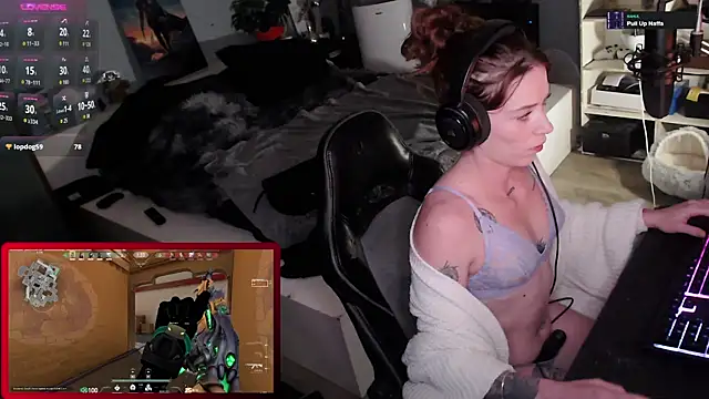 Horny Makima online show from October 19, 11:22 am